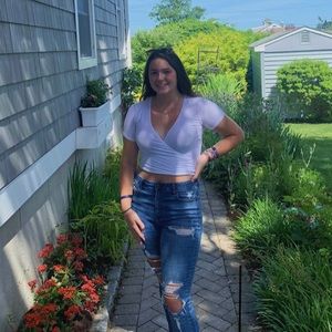 Meet your Posher, Olivia